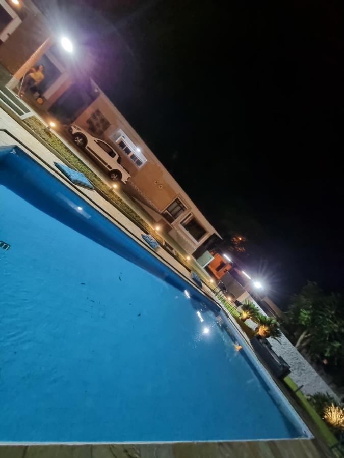הוילה אטיבאיה Casa Dom Quixote, Pequena Chacara No Centro Da Cidade מראה חיצוני תמונה