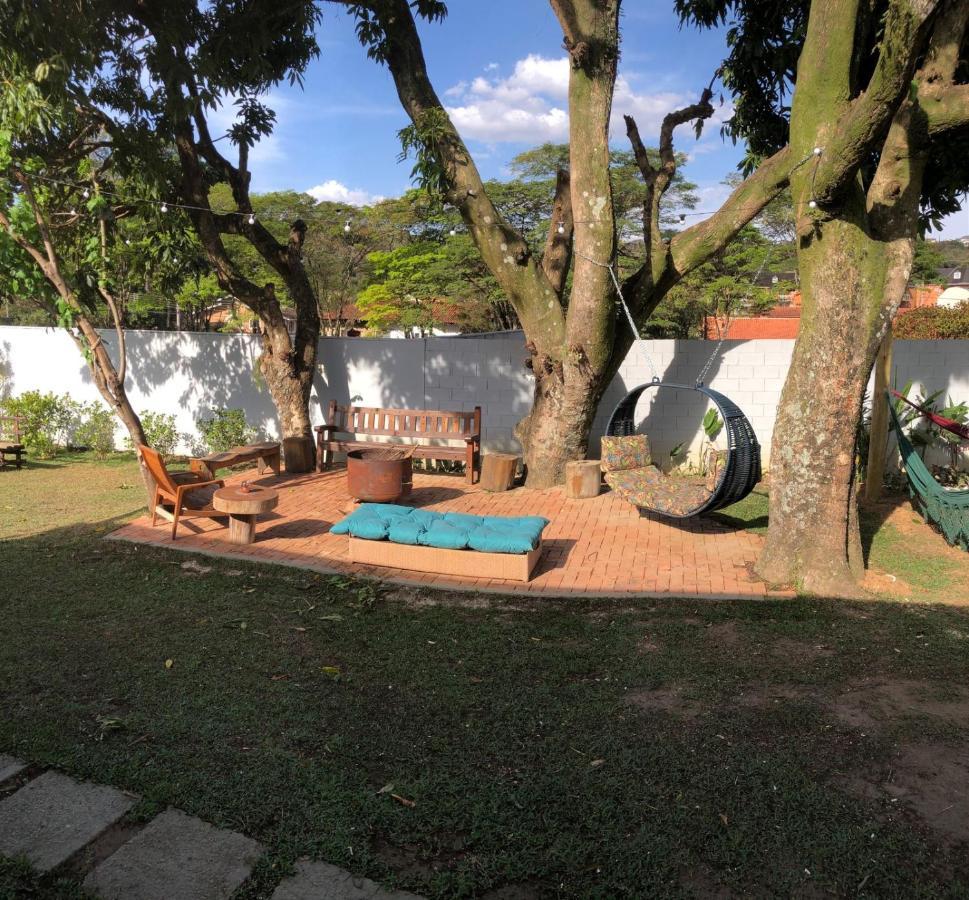 הוילה אטיבאיה Casa Dom Quixote, Pequena Chacara No Centro Da Cidade מראה חיצוני תמונה