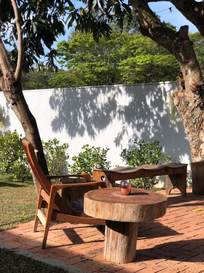 הוילה אטיבאיה Casa Dom Quixote, Pequena Chacara No Centro Da Cidade מראה חיצוני תמונה